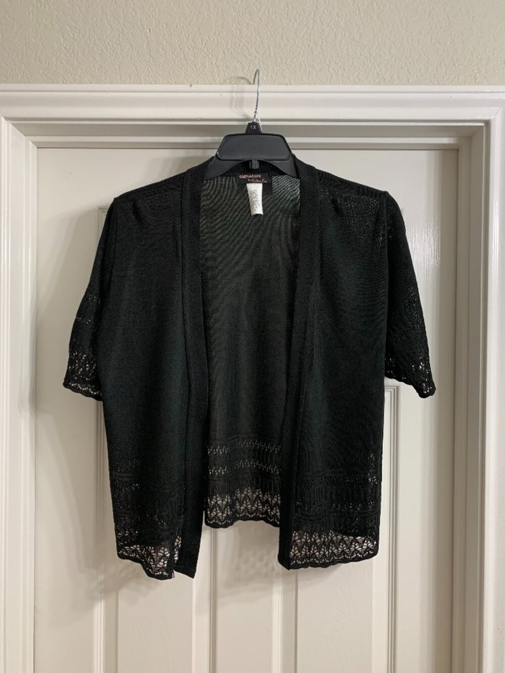 Signature by Robbie Bee Women's Short Black Sweater, Size XL